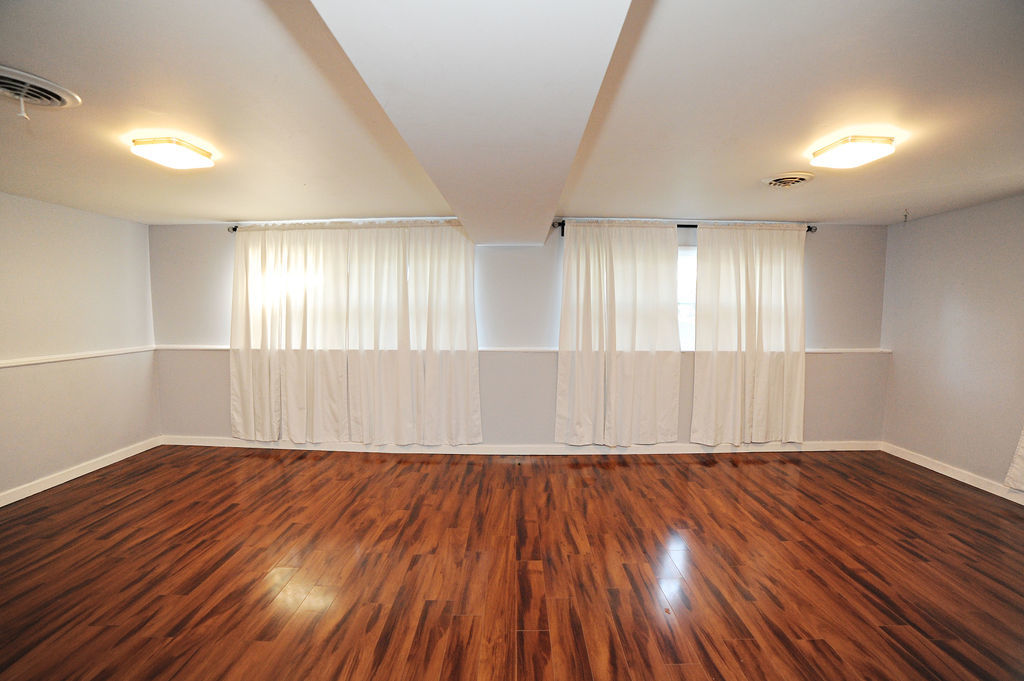 1425 Highland Boulevard, Hoffman Estates, IL 60195