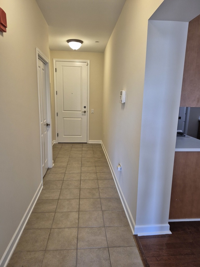 151 W Wing Street #301, Arlington Heights, IL 60005