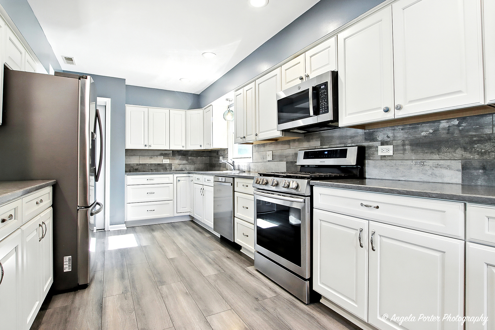 37203 N Il Route 59, Lake Villa, IL 60046