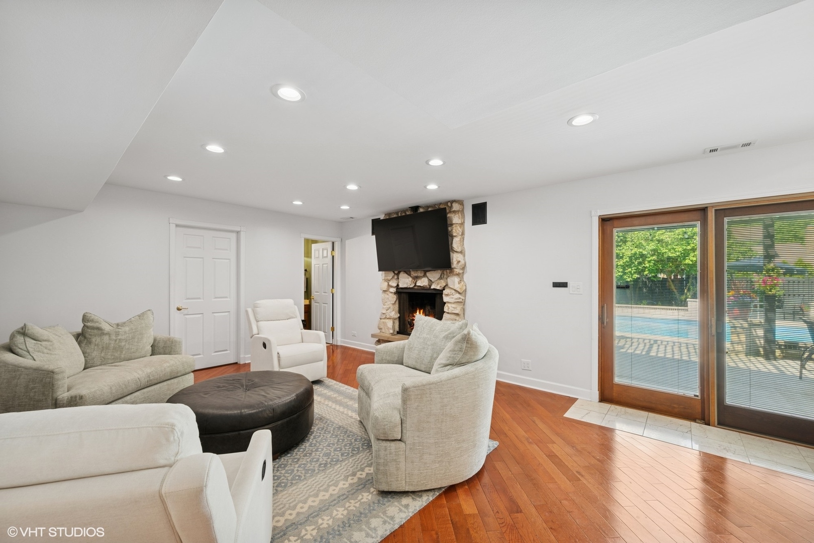 2342 S Shag Bark Trail, Arlington Heights, IL 60005