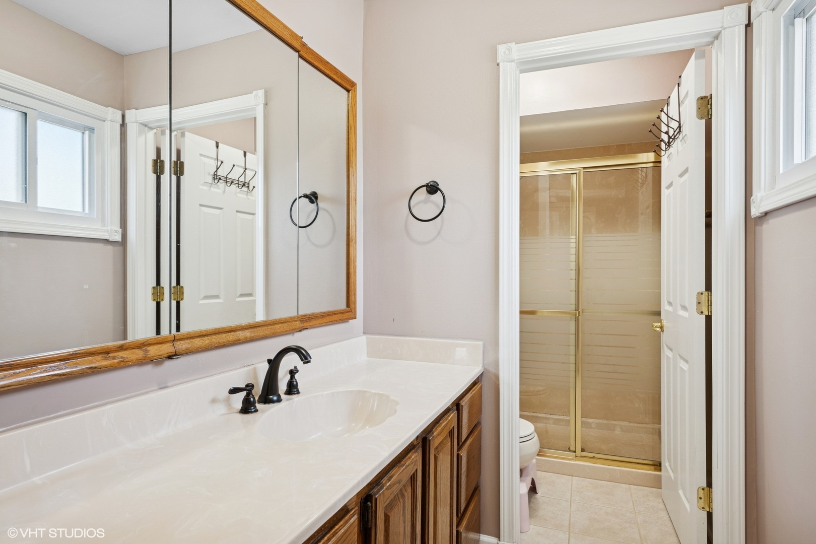 2342 S Shag Bark Trail, Arlington Heights, IL 60005