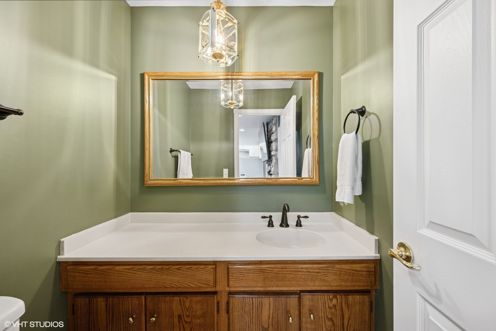 2342 S Shag Bark Trail, Arlington Heights, IL 60005