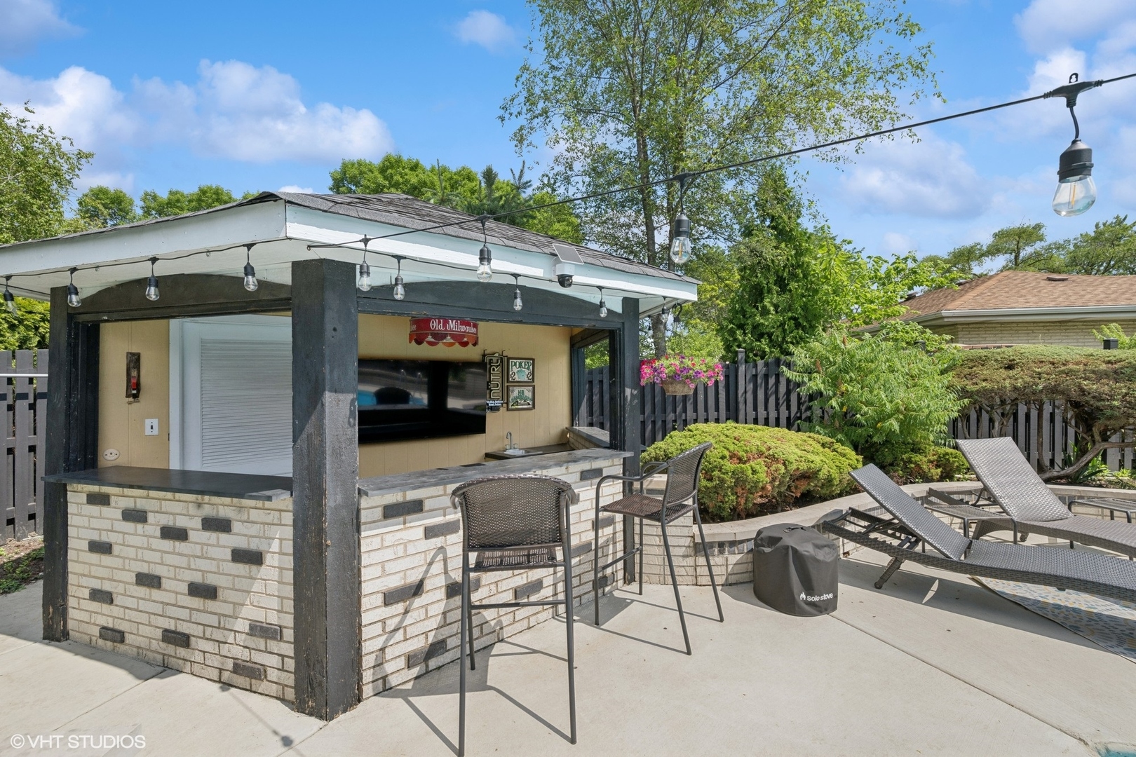 2342 S Shag Bark Trail, Arlington Heights, IL 60005