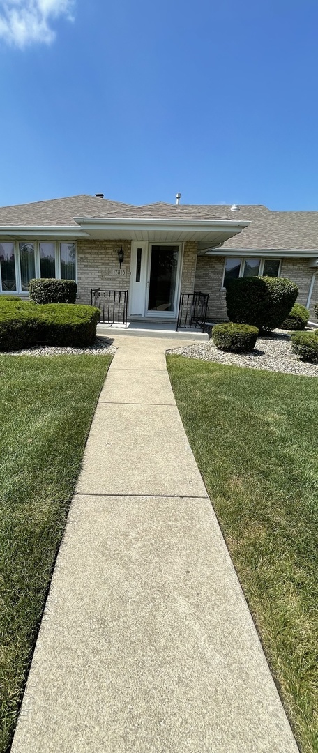 17816 New Hampshire Court #137, Orland Park, IL 60467