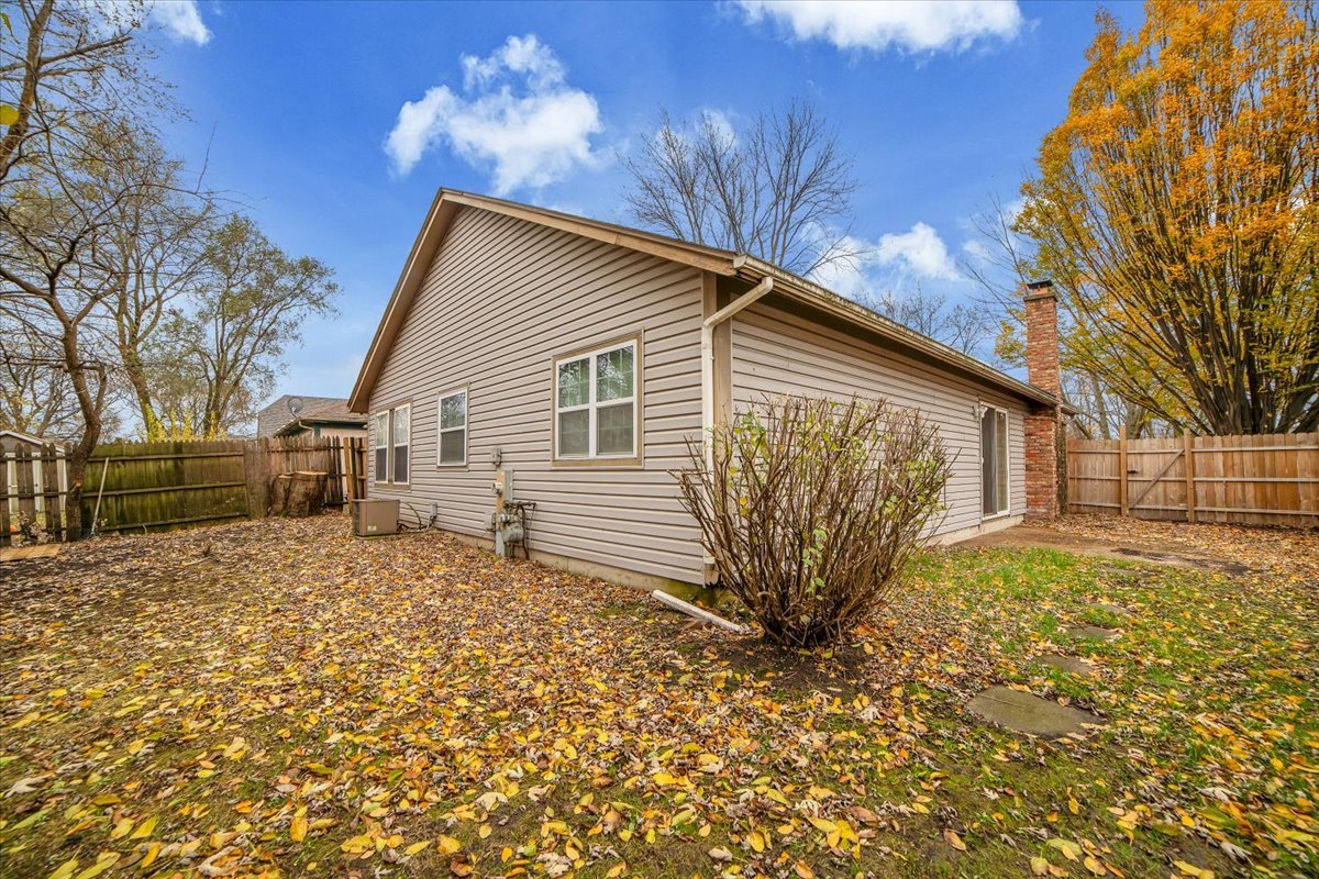 3 Winrock Road, Montgomery, IL 60538