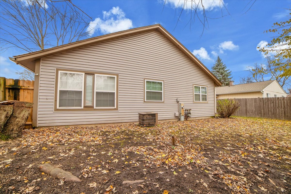 3 Winrock Road, Montgomery, IL 60538