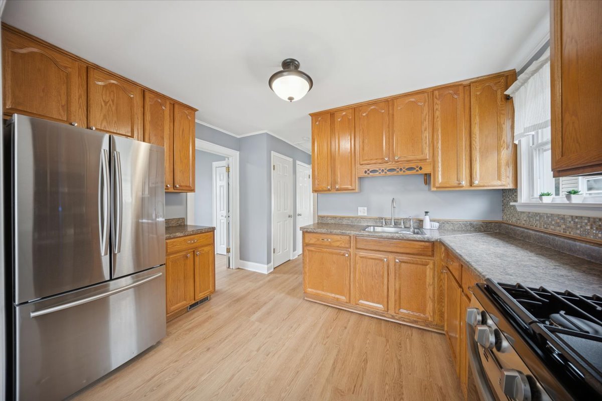 1639 N 16th Avenue, Melrose Park, IL 60160