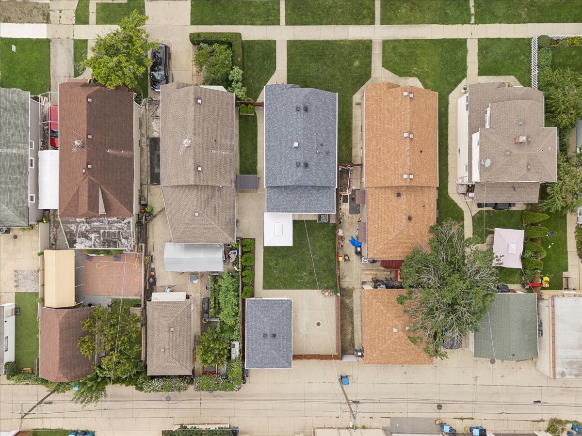 1639 N 16th Avenue, Melrose Park, IL 60160