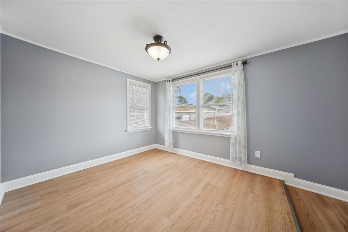 1639 N 16th Avenue, Melrose Park, IL 60160