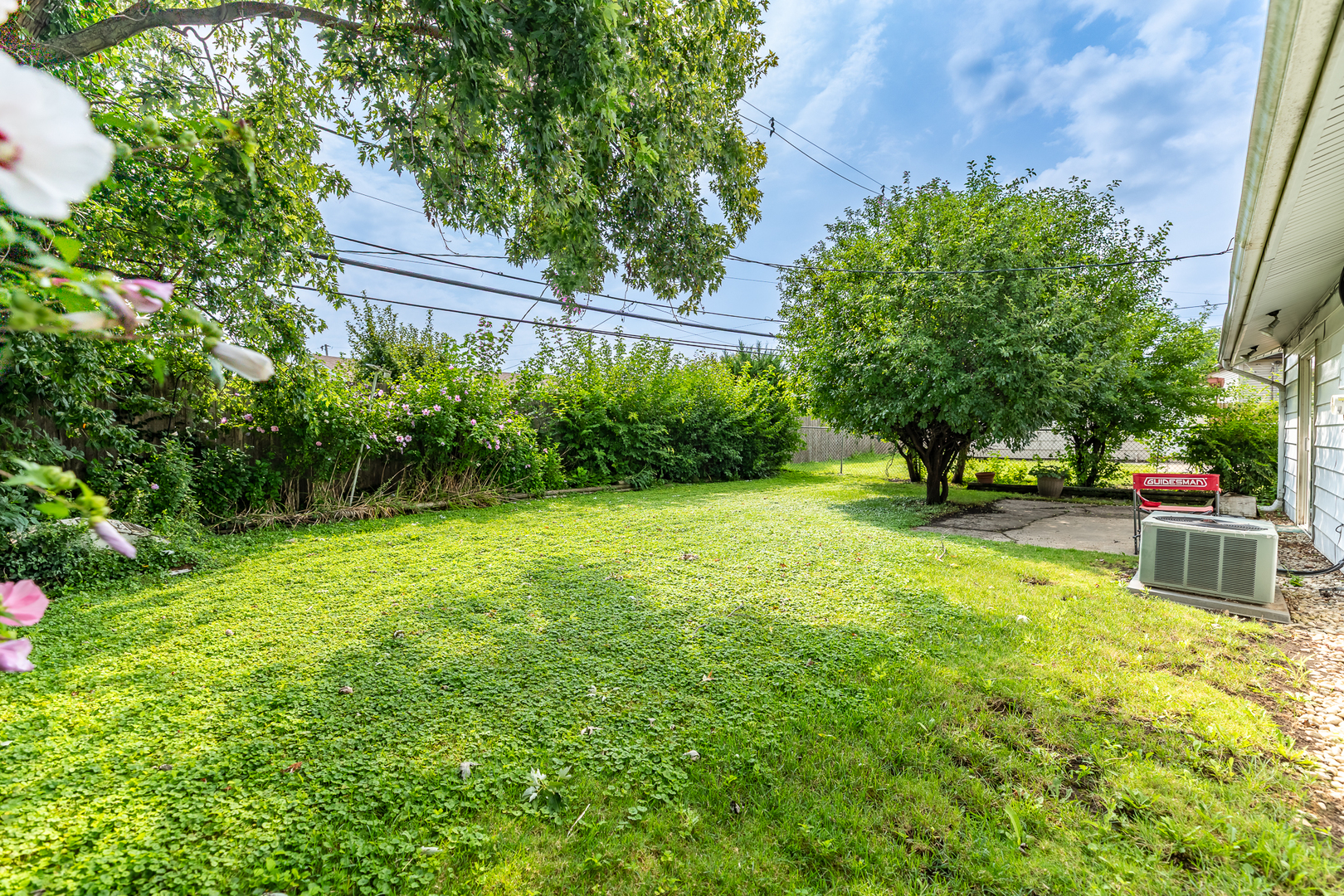 16527 Craig Drive, Oak Forest, IL 60452