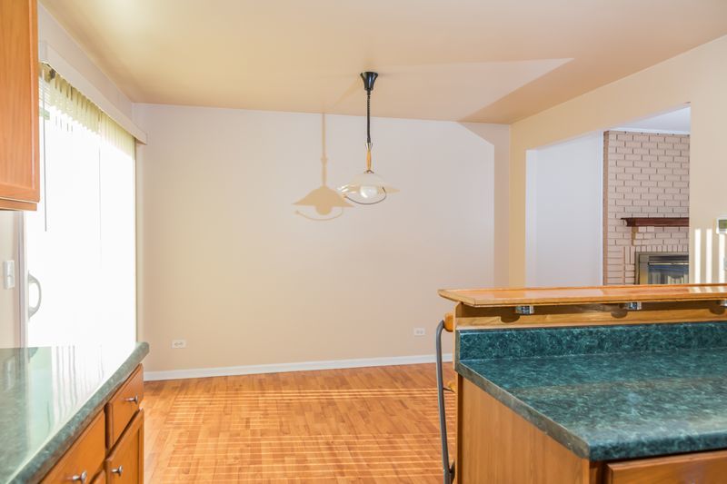 1N344 Darling Street, Carol Stream, IL 60188