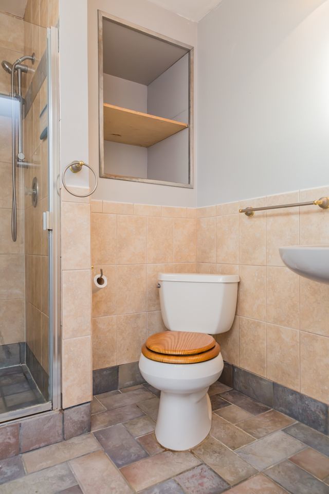 1N344 Darling Street, Carol Stream, IL 60188
