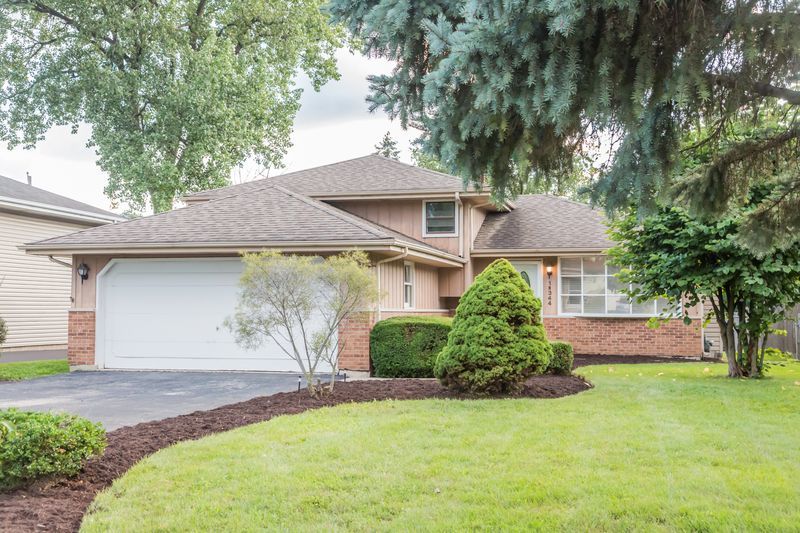1N344 Darling Street, Carol Stream, IL 60188