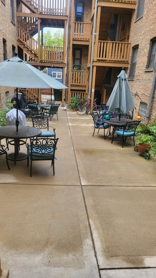 920 Wesley Avenue #1, Oak Park, IL 60304