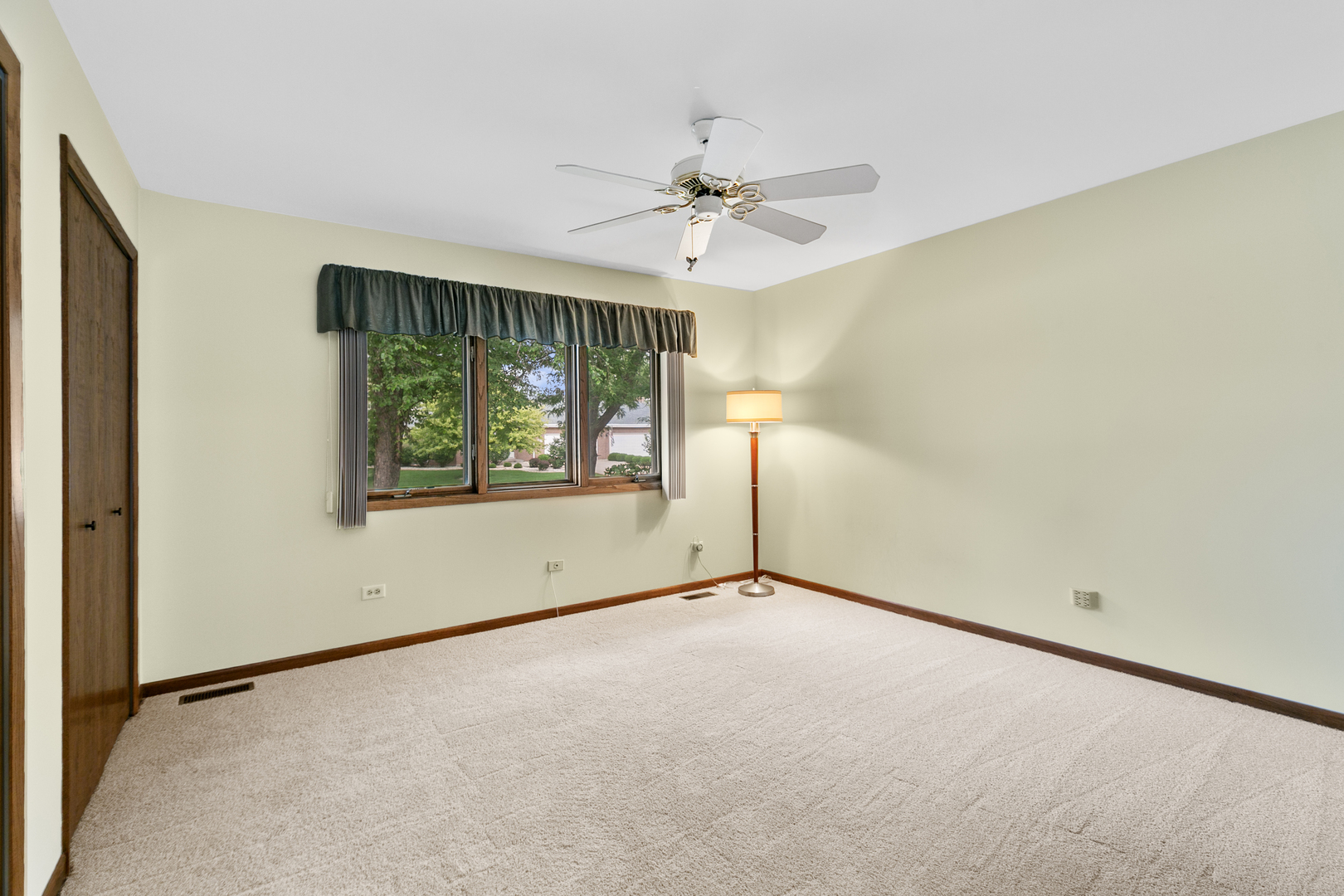 10817 Louetta Lane, Orland Park, IL 60467
