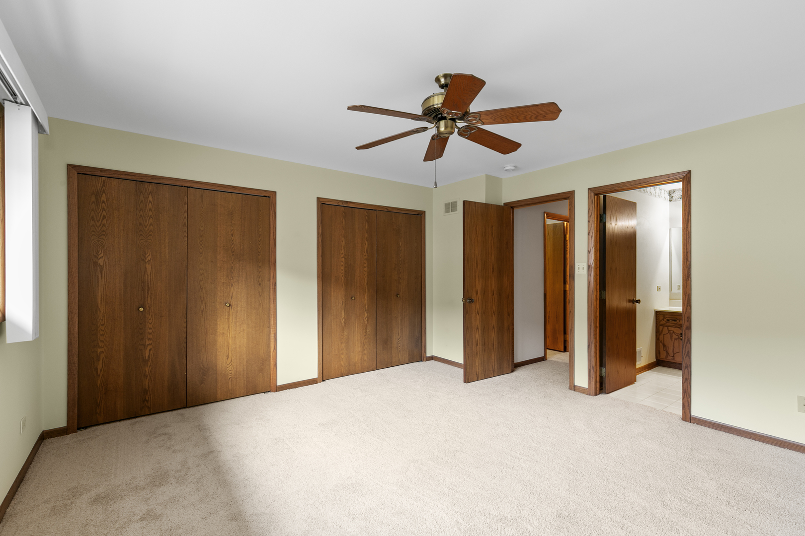 10817 Louetta Lane, Orland Park, IL 60467