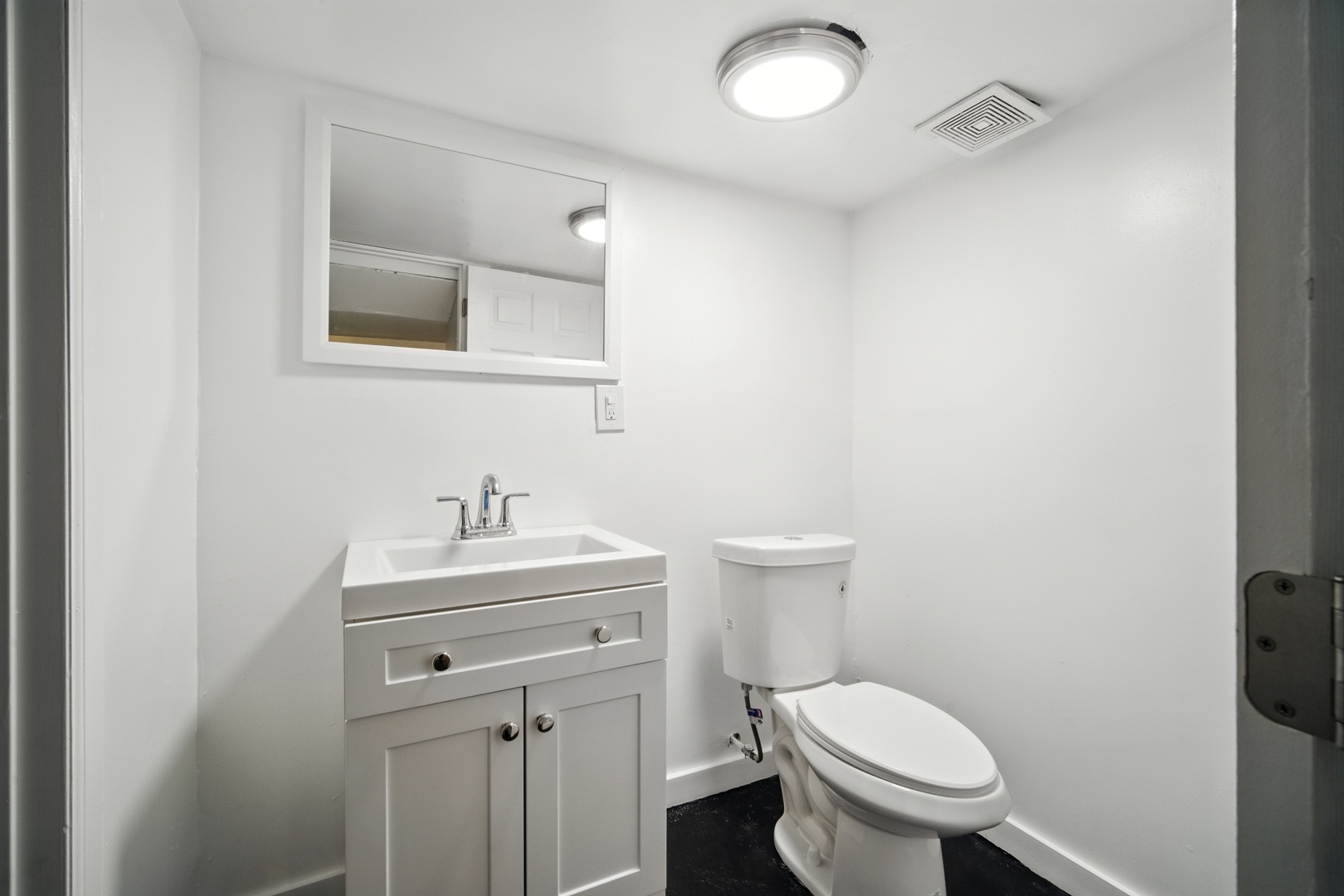 9131 S Blackstone Avenue, Chicago, IL 60619
