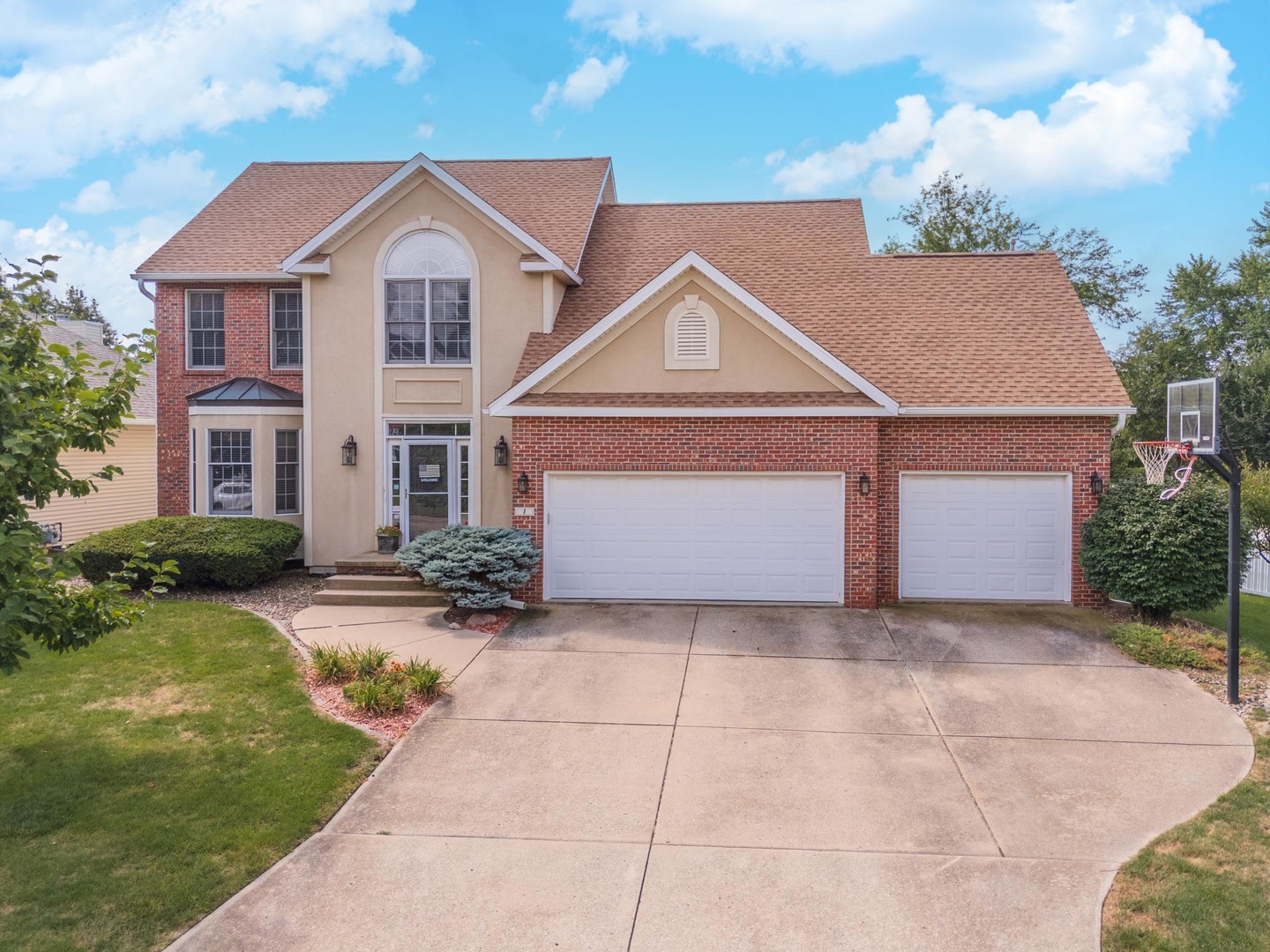 1 Scofield Court, Bloomington, IL 61704