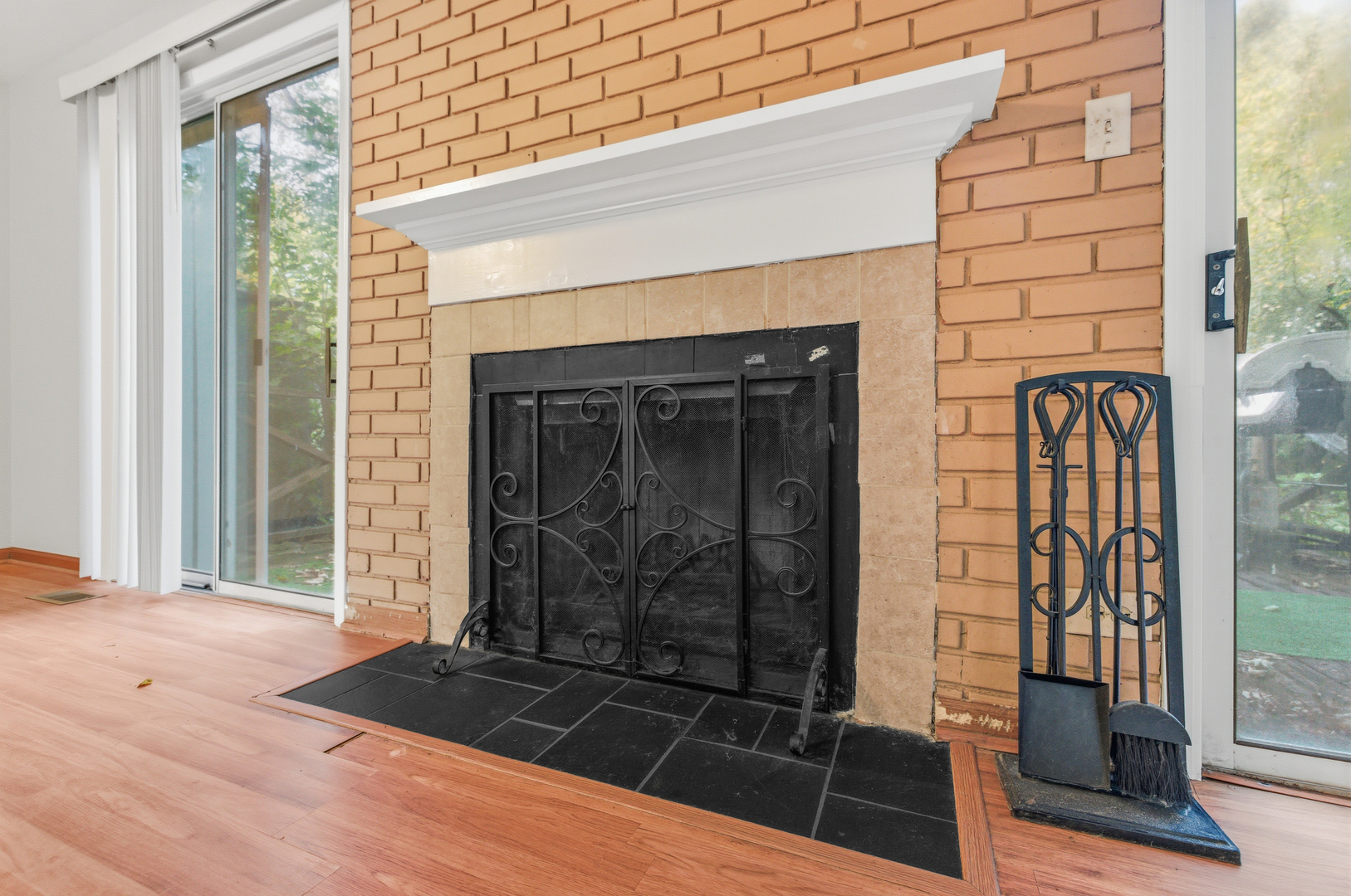 3S184 Birchwood Drive, Warrenville, IL 60555