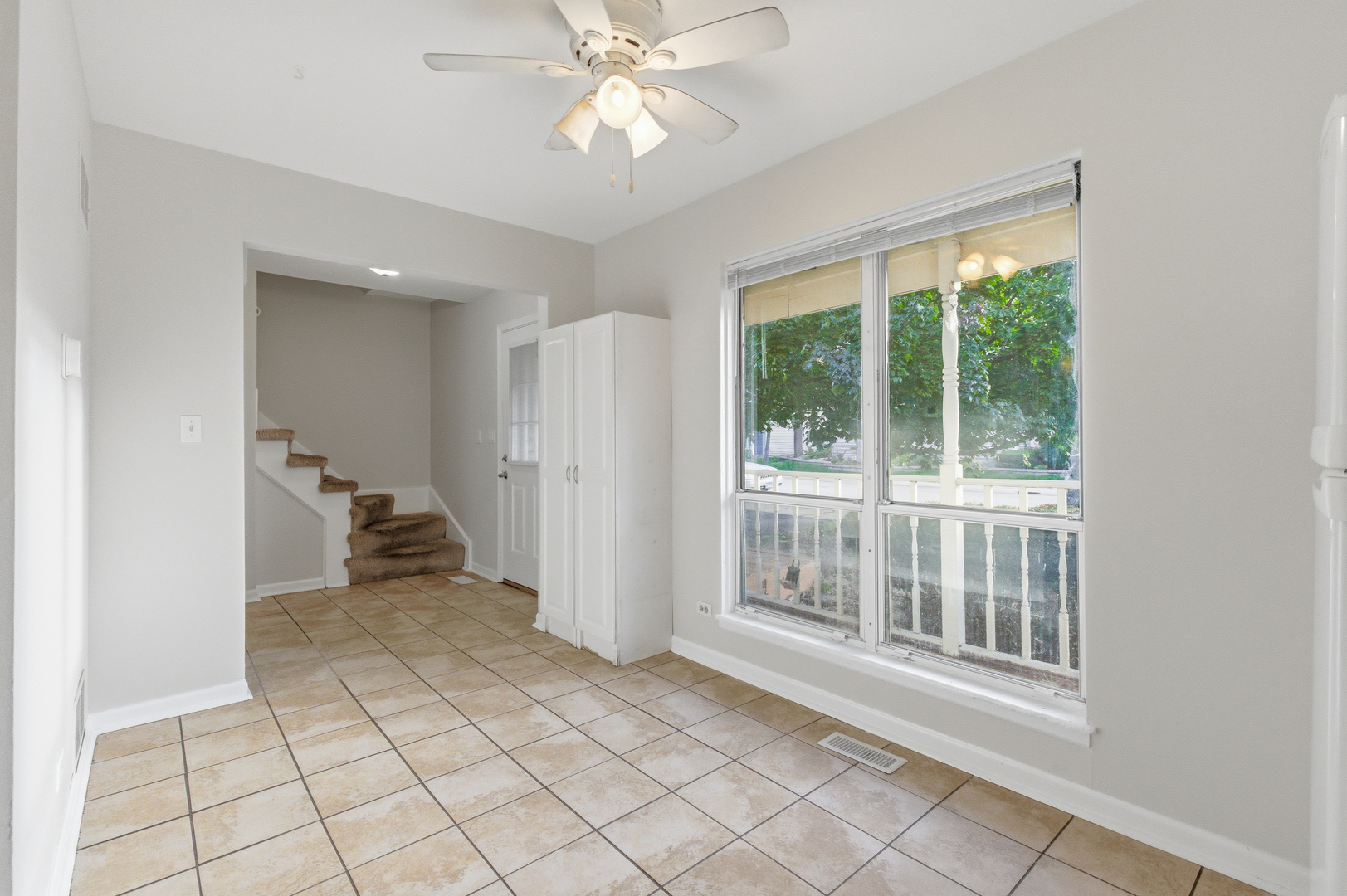 3S184 Birchwood Drive, Warrenville, IL 60555