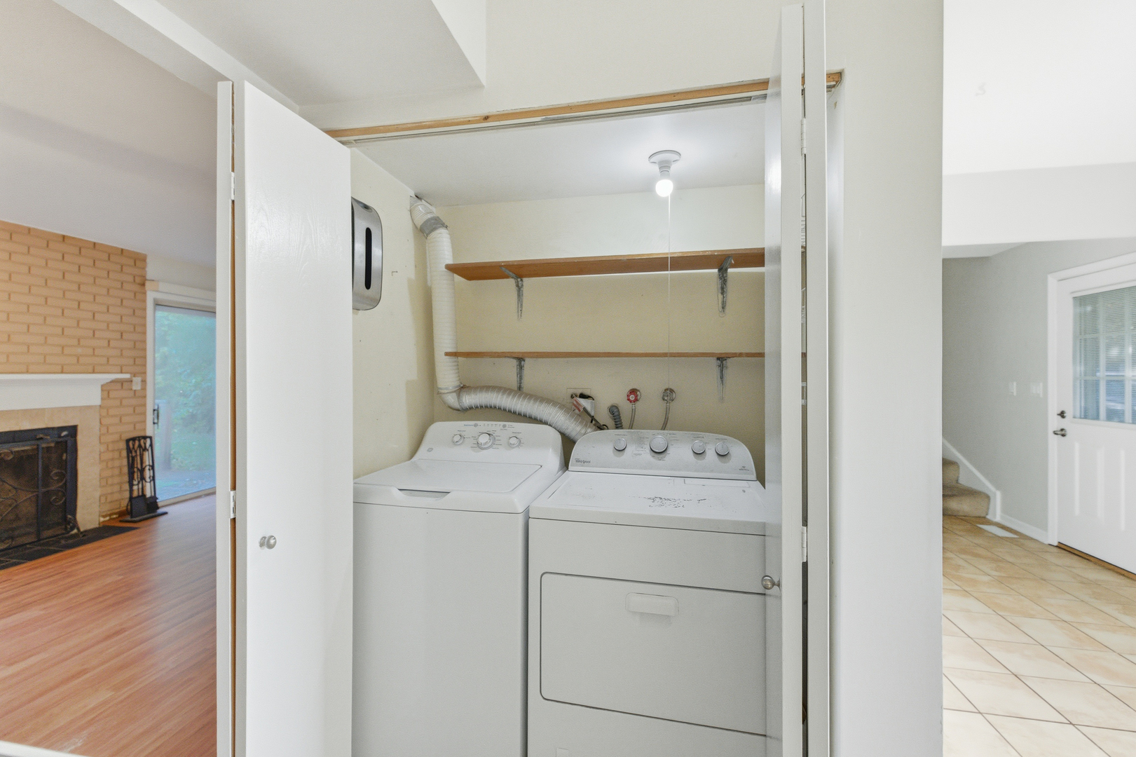 3S184 Birchwood Drive, Warrenville, IL 60555