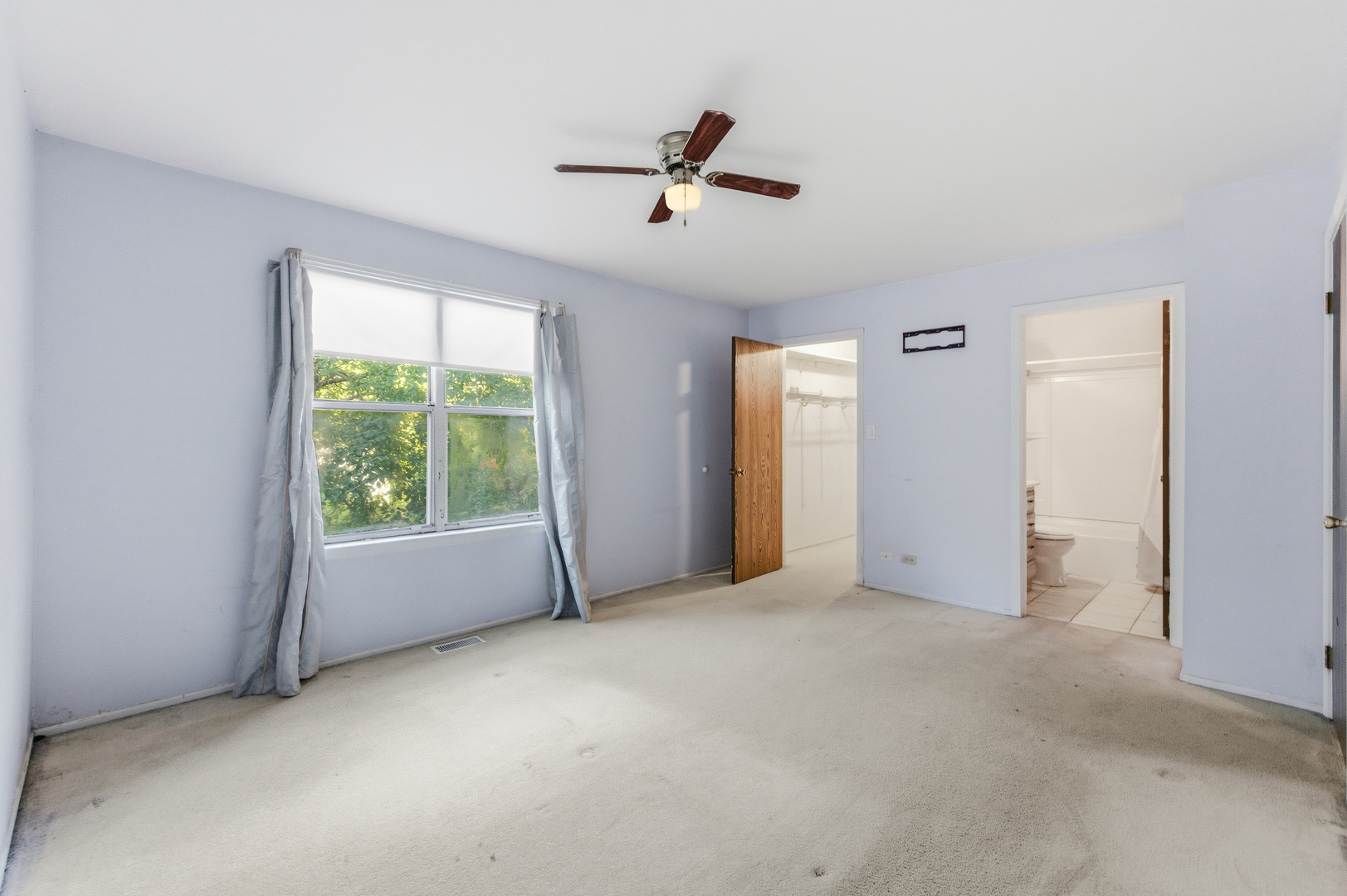 3S184 Birchwood Drive, Warrenville, IL 60555