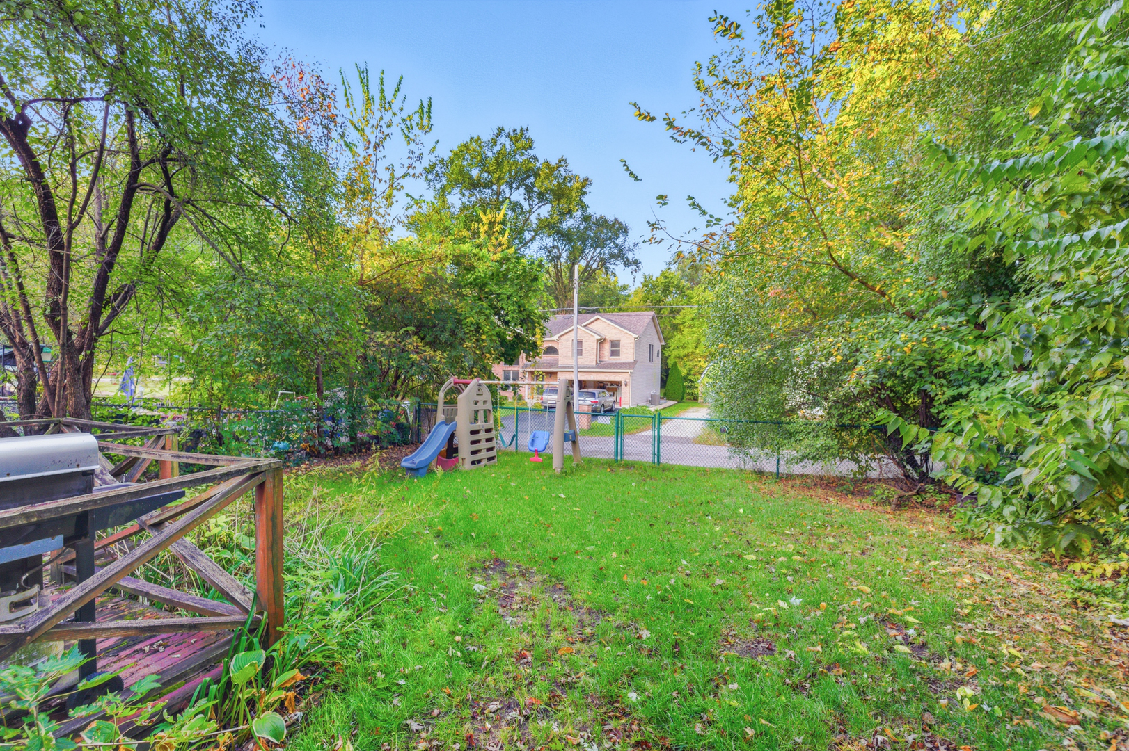 3S184 Birchwood Drive, Warrenville, IL 60555