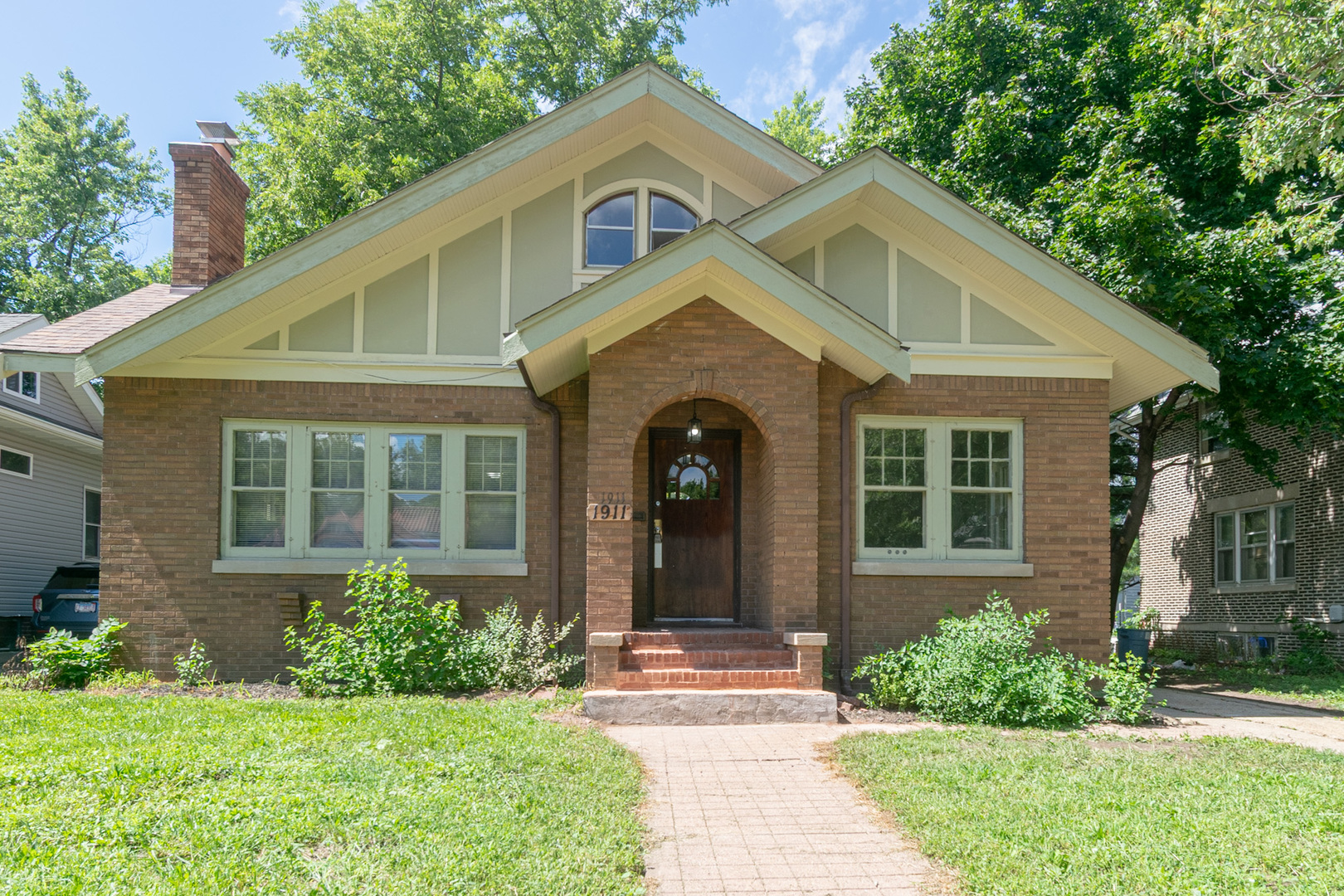 1911 S 4th Street, Rockford, IL 61104