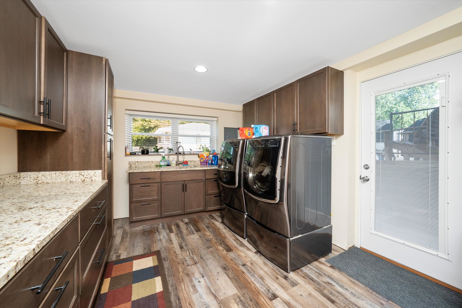 10630 S GREEN VALLEY Drive, Palos Hills, IL 60465