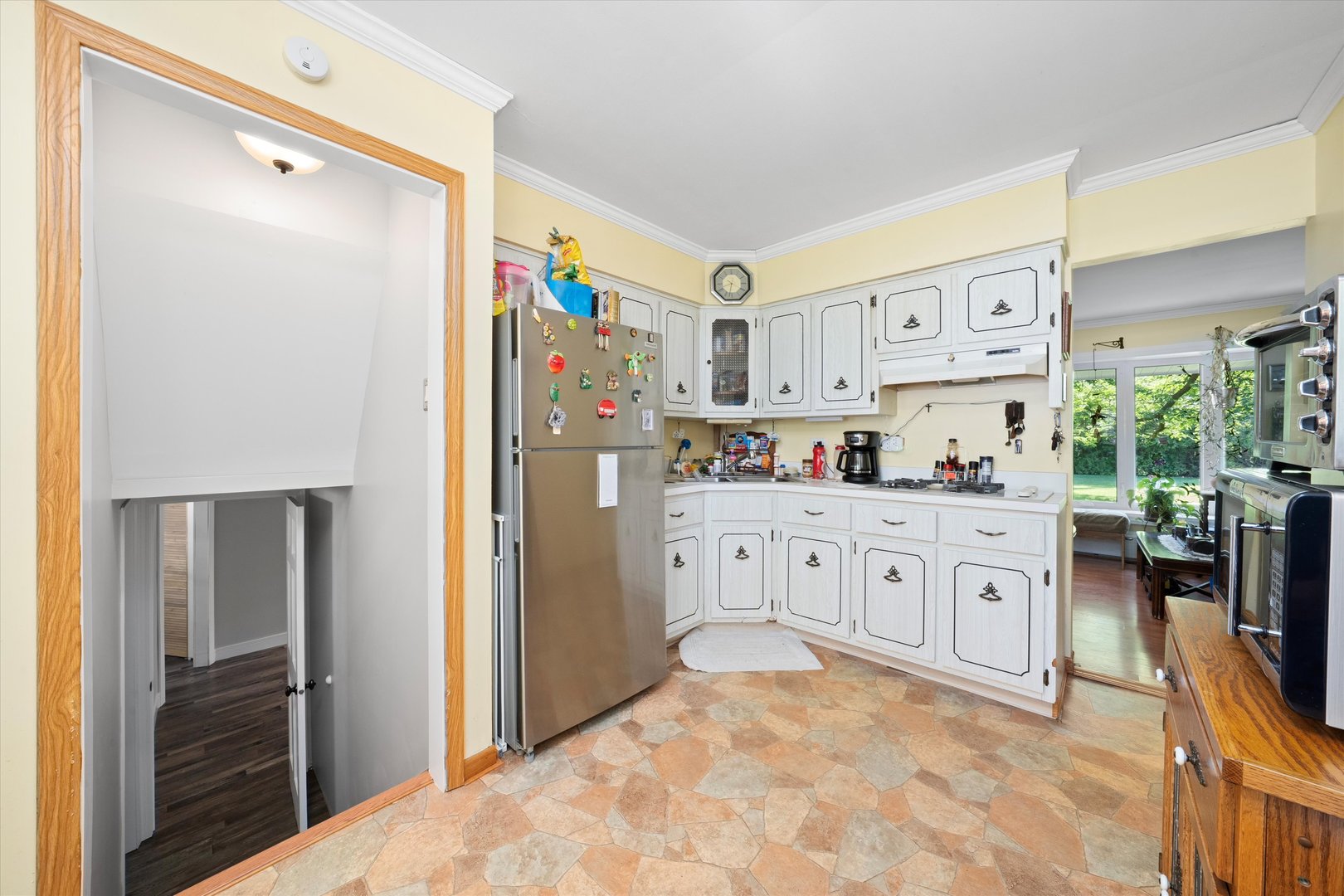 10630 S GREEN VALLEY Drive, Palos Hills, IL 60465