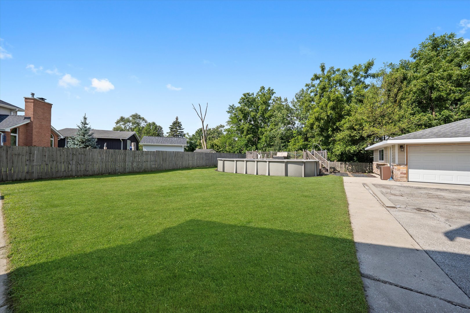 10630 S GREEN VALLEY Drive, Palos Hills, IL 60465