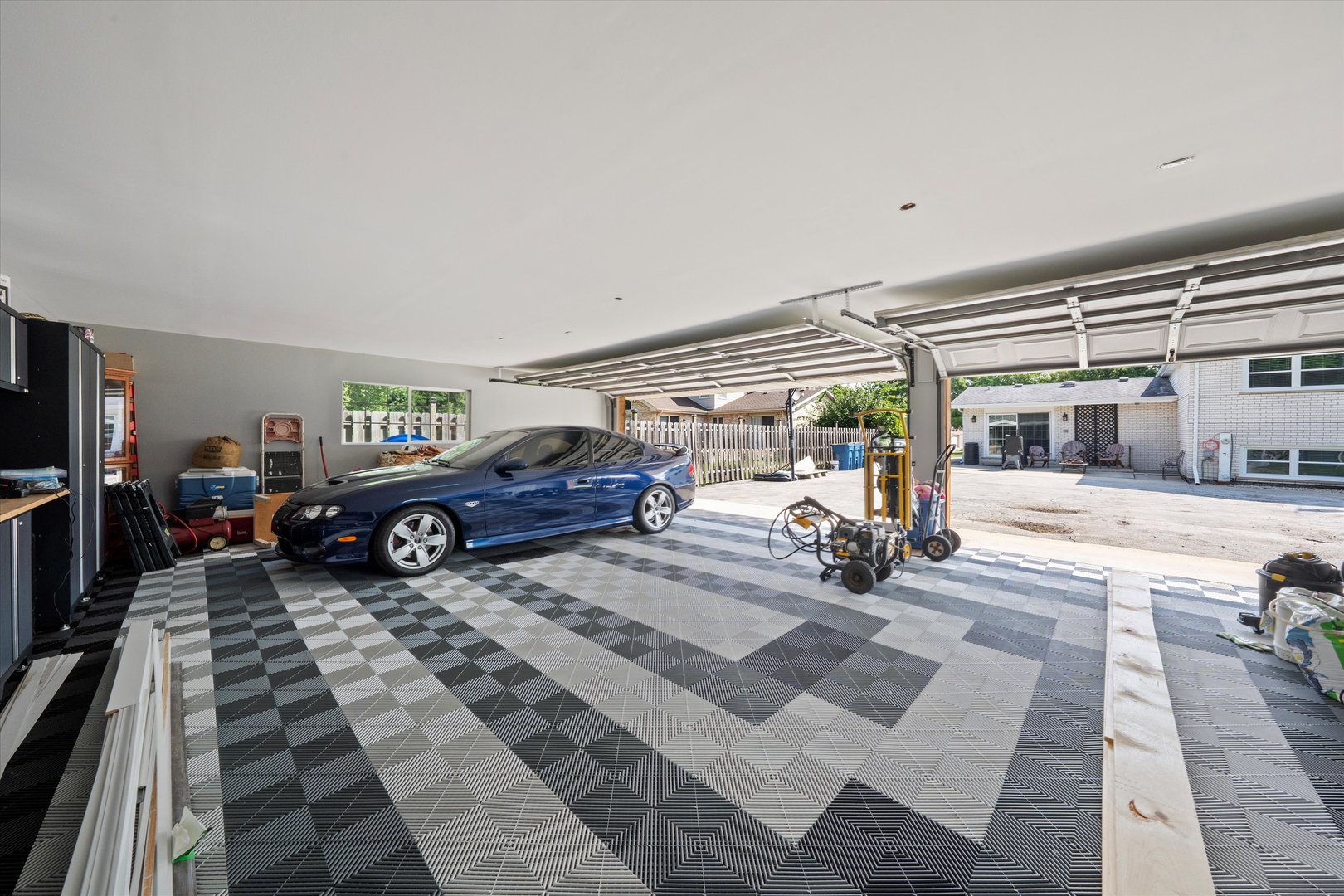10630 S GREEN VALLEY Drive, Palos Hills, IL 60465