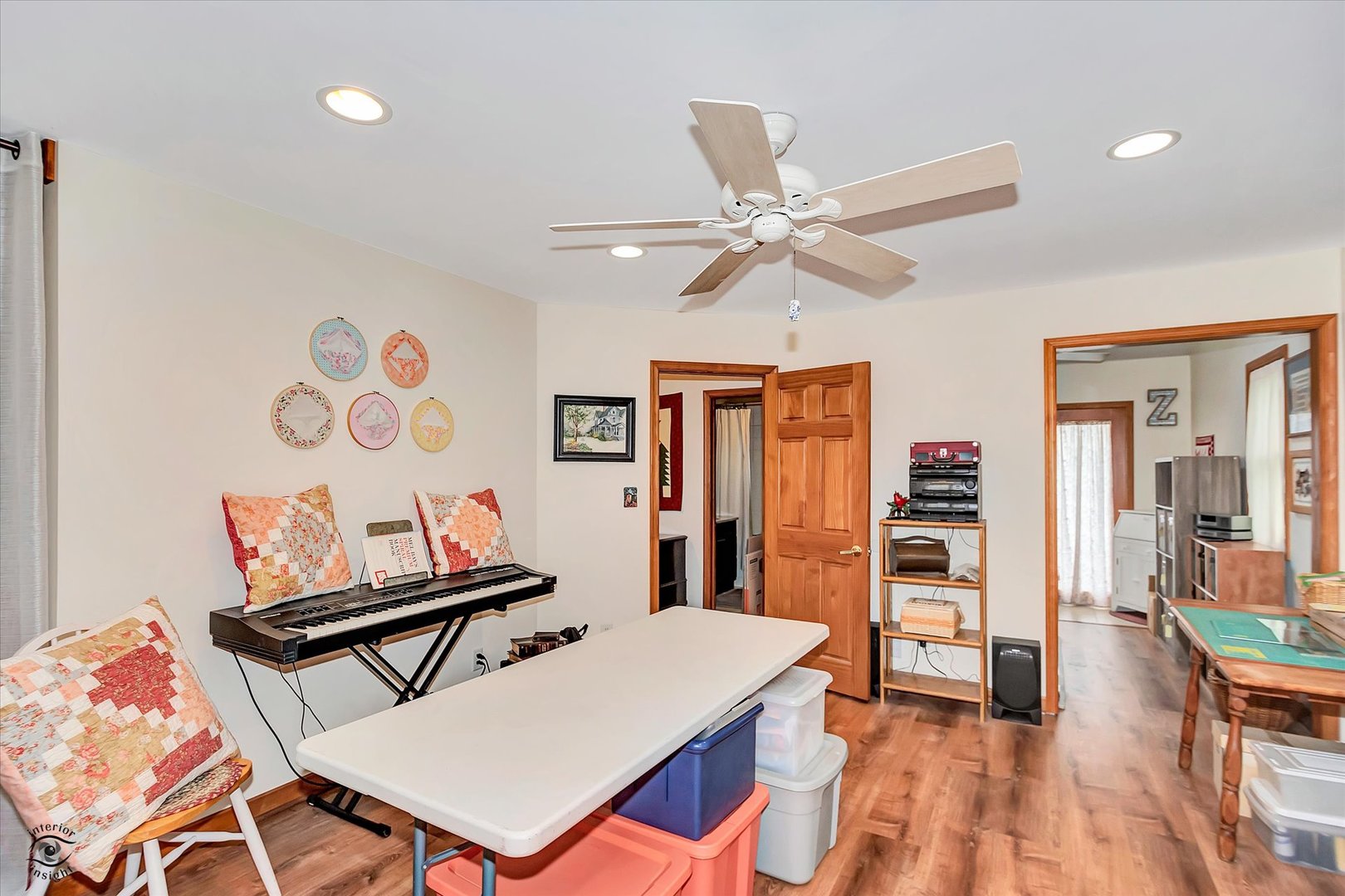4S069 Barclay Road, Naperville, IL 60563