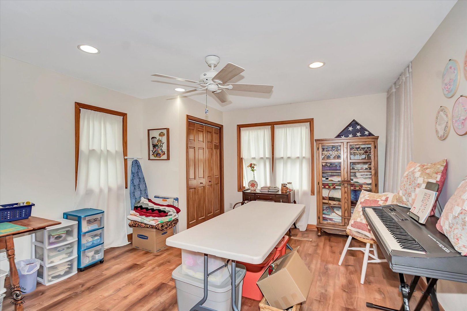 4S069 Barclay Road, Naperville, IL 60563