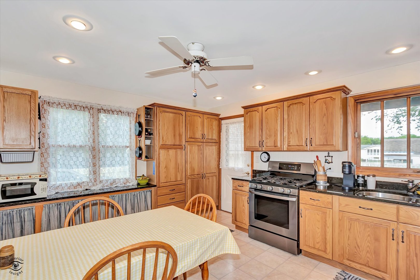 4S069 Barclay Road, Naperville, IL 60563
