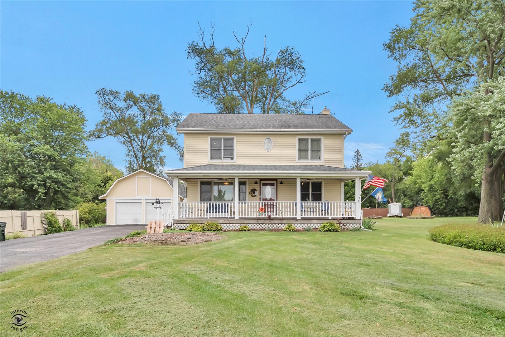 4S069 Barclay Road, Naperville, IL 60563