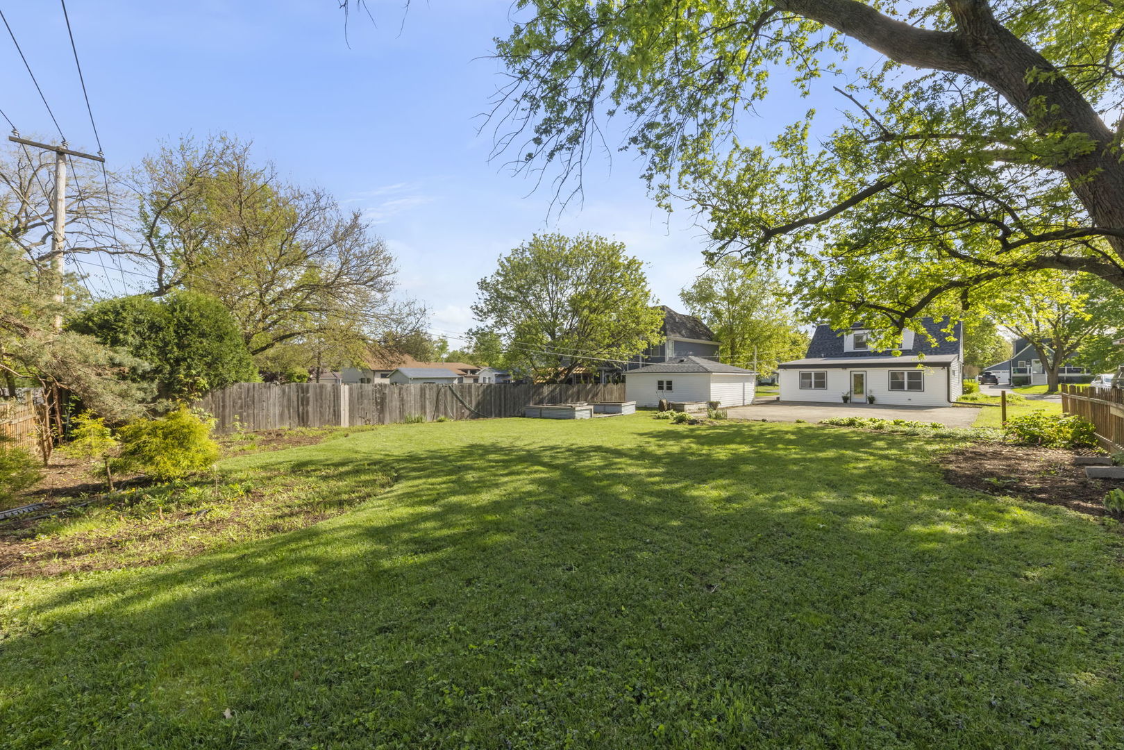 920 Hammerschmidt Avenue, Lombard, IL 60148