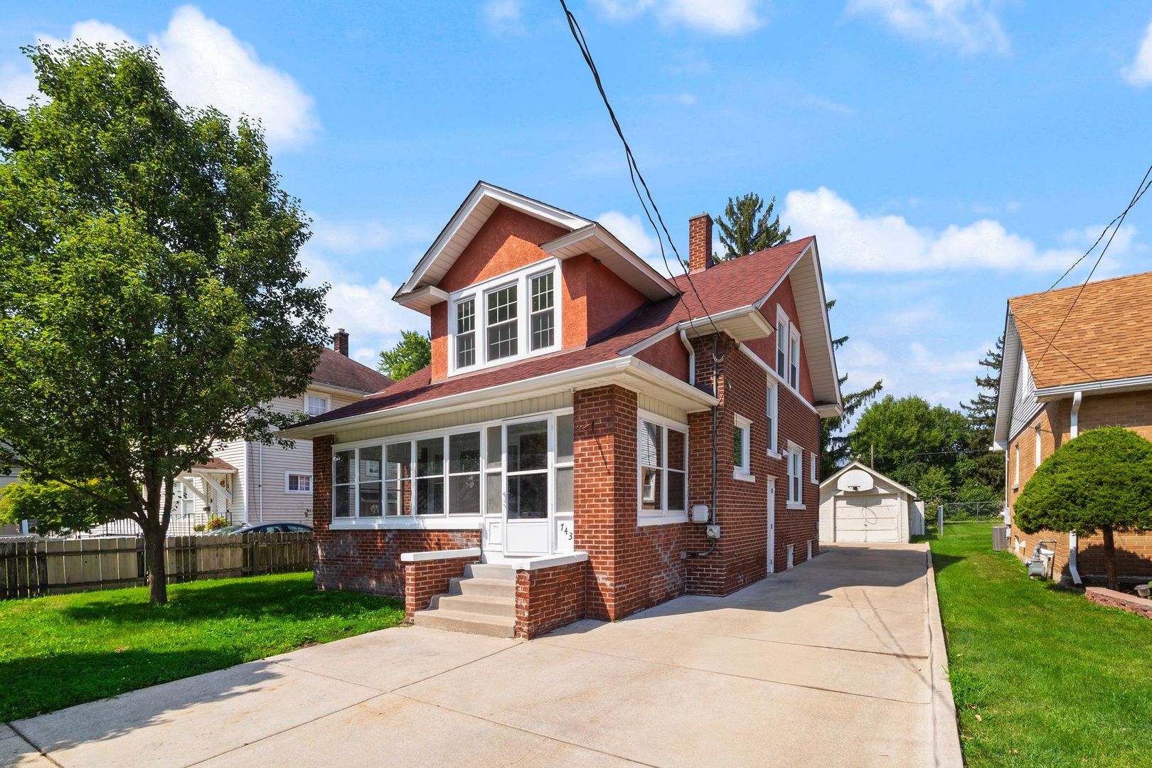 743 Jackson Street, Aurora, IL 60505