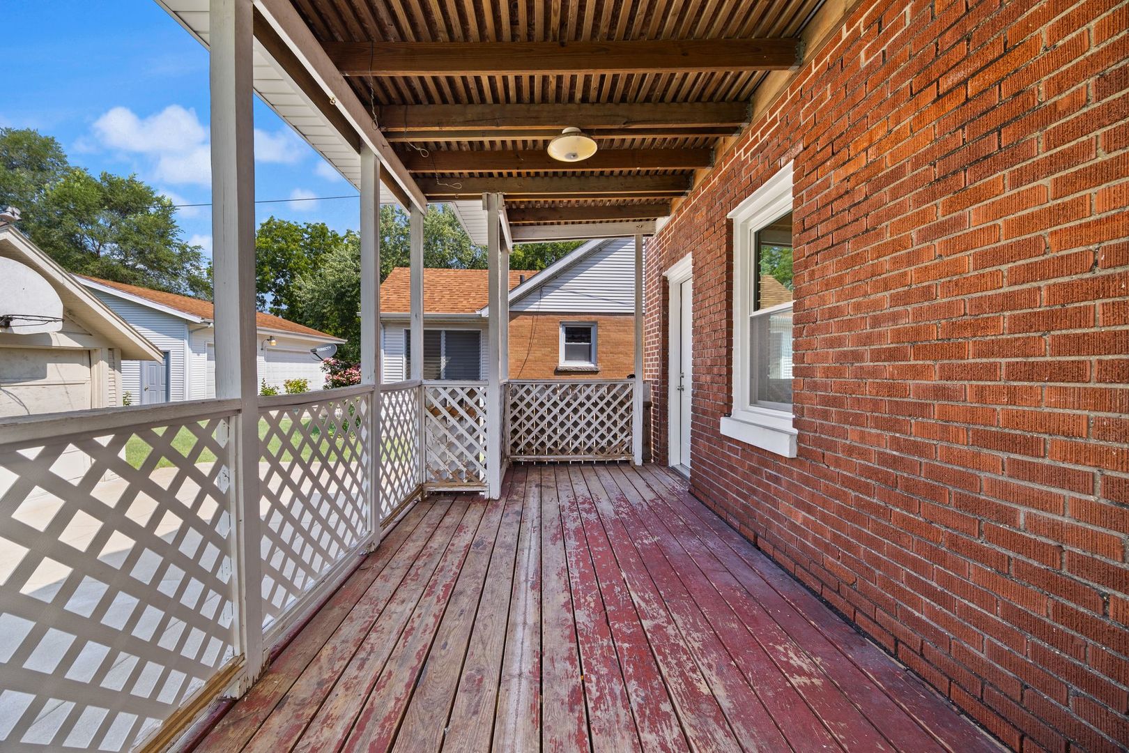 743 Jackson Street, Aurora, IL 60505