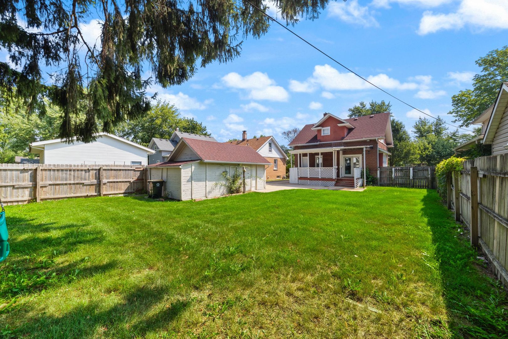743 Jackson Street, Aurora, IL 60505