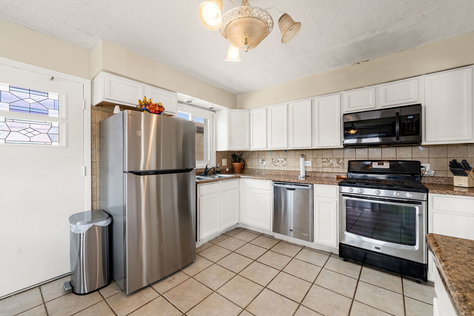 3837 Emerson Drive, Schiller Park, IL 60176