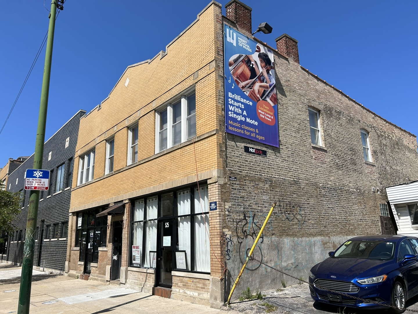 525-527 N Ashland Avenue, Chicago, IL 60622