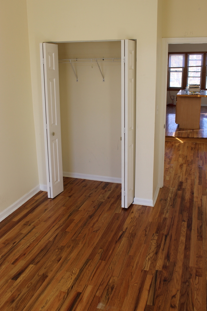 525-527 N Ashland Avenue, Chicago, IL 60622