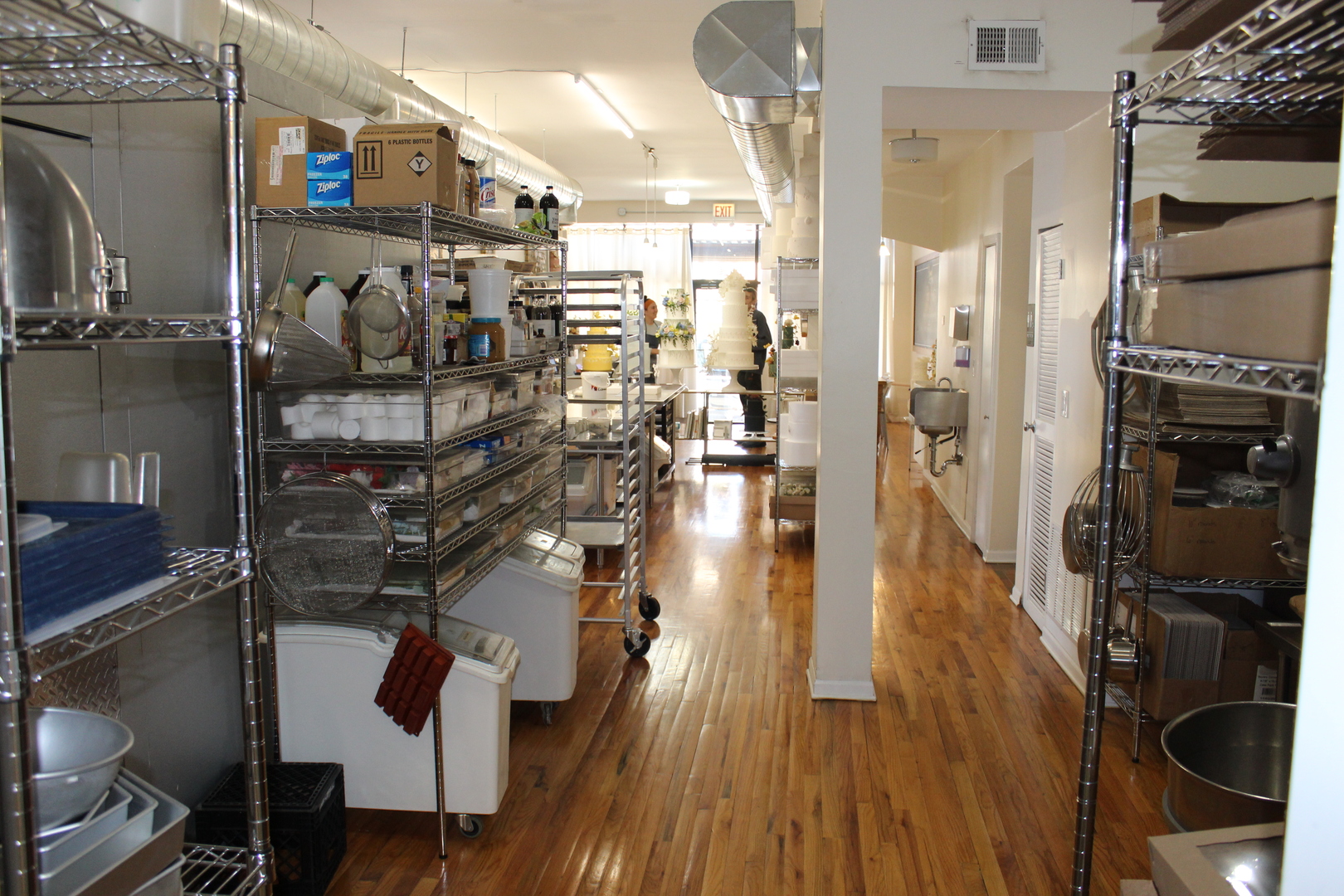 525-527 N Ashland Avenue, Chicago, IL 60622
