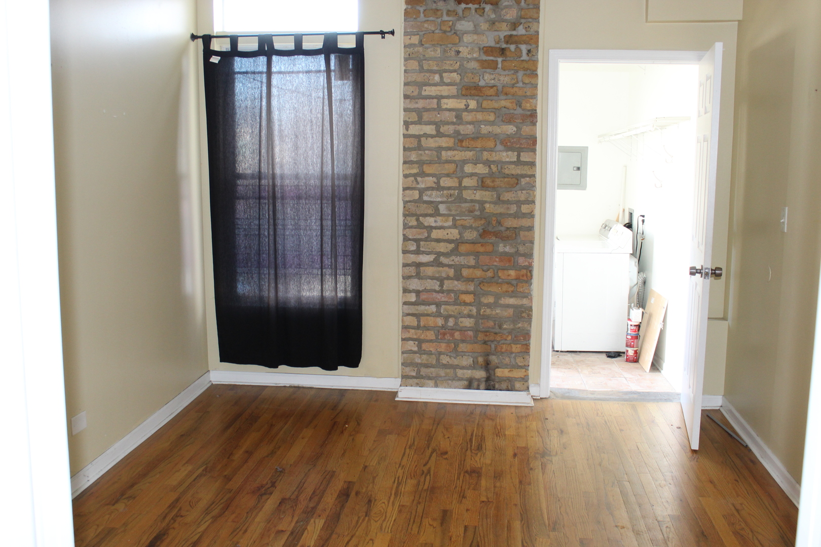 525-527 N Ashland Avenue, Chicago, IL 60622