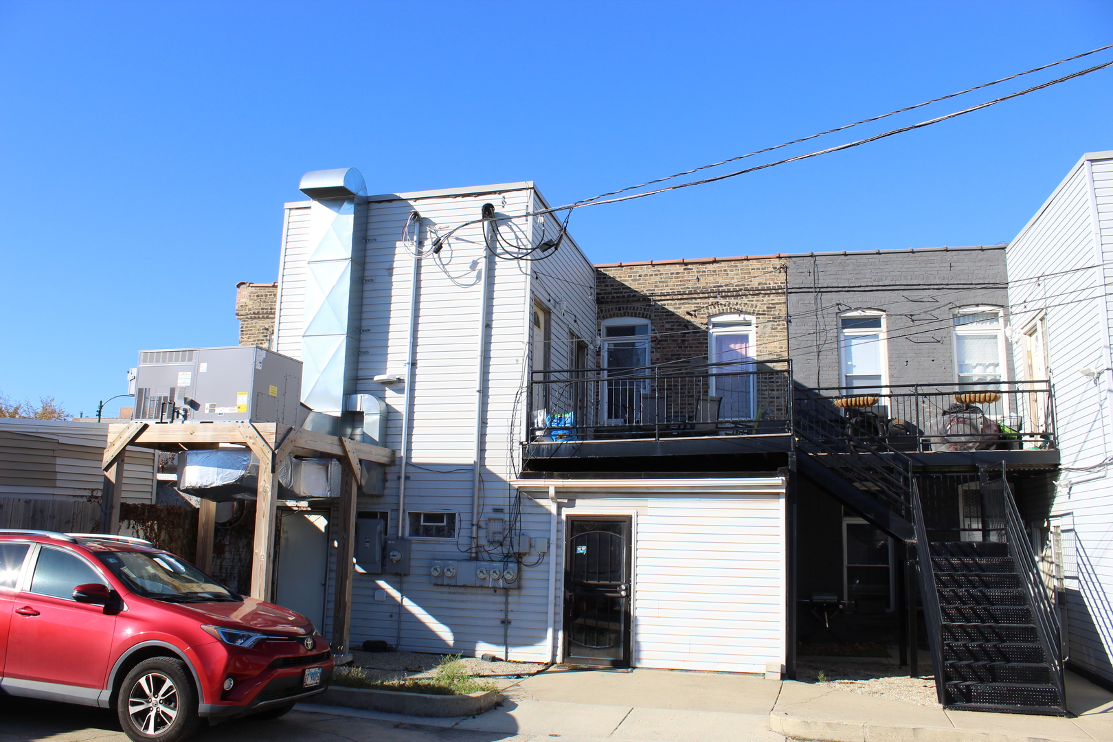 525-527 N Ashland Avenue, Chicago, IL 60622