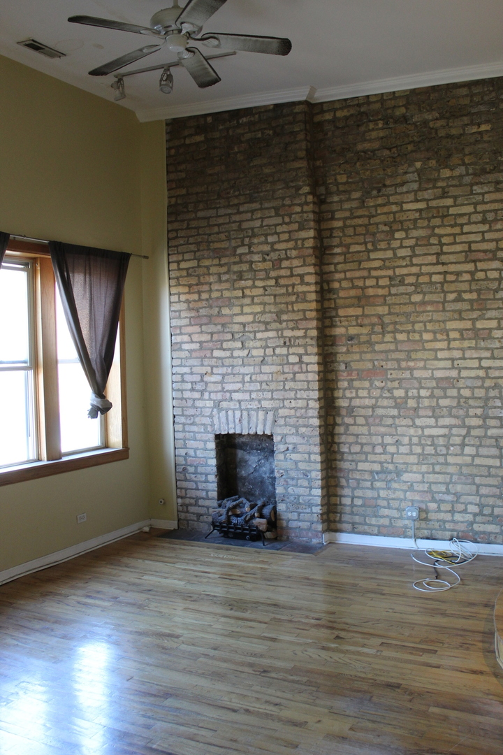 525-527 N Ashland Avenue, Chicago, IL 60622