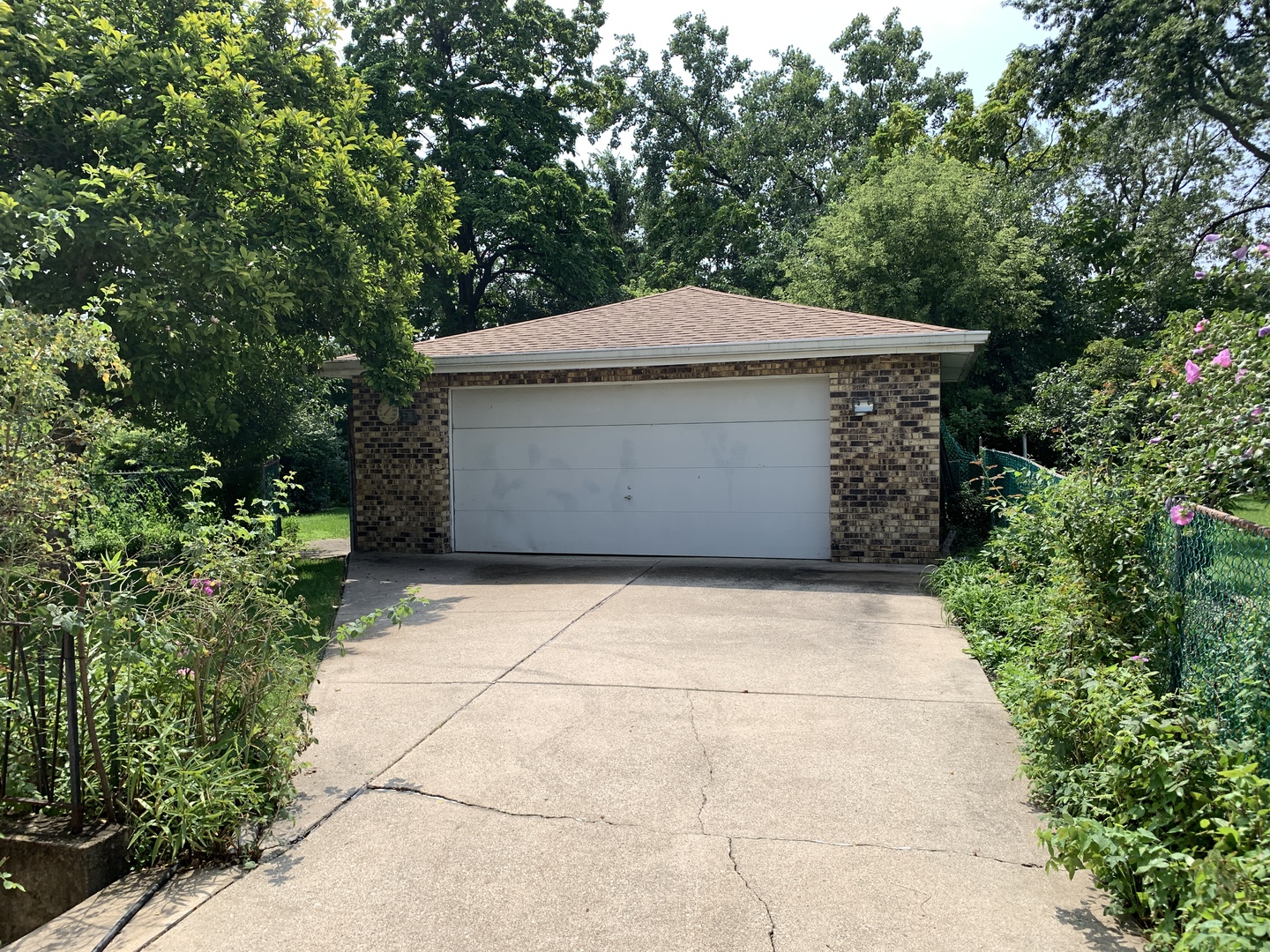 6541 Crescent Court, Oak Lawn, IL 60453