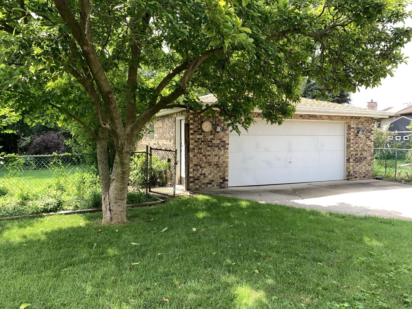 6541 Crescent Court, Oak Lawn, IL 60453