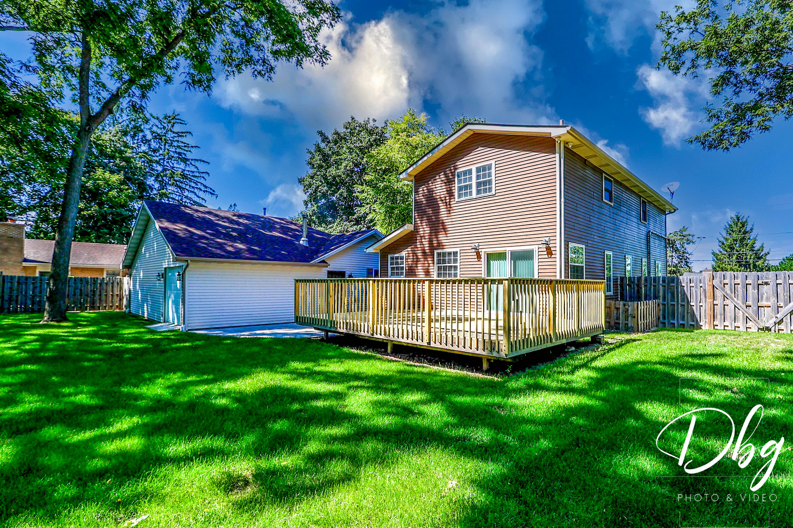 25721 W Lakeview Avenue, Wauconda, IL 60084